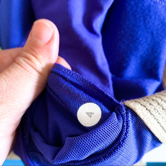 Lululemon • Cross Back Tank Top - Picture 7 of 7